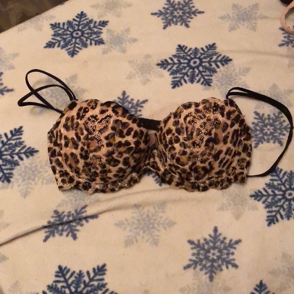 32c VS push-up bra